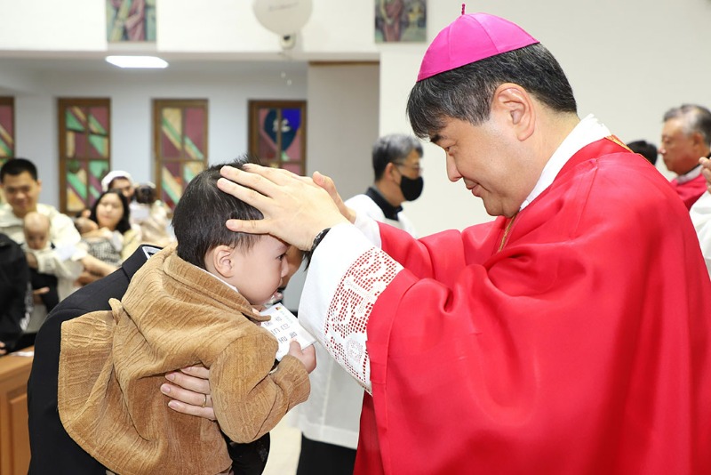 2505035대리구영아축복미사5.jpg