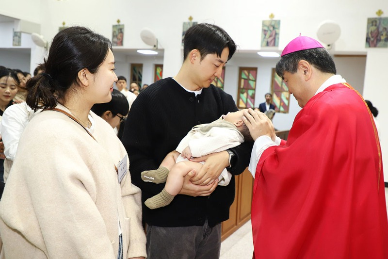 2505035대리구영아축복미사6.jpg